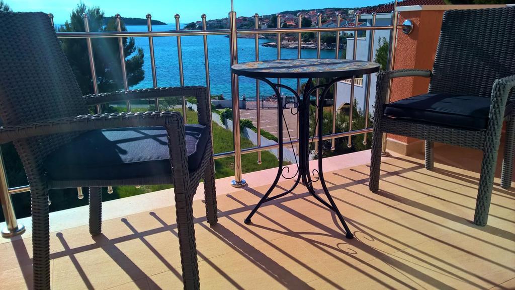 Villa Palas Apartments 2 Рогозница Номер фото