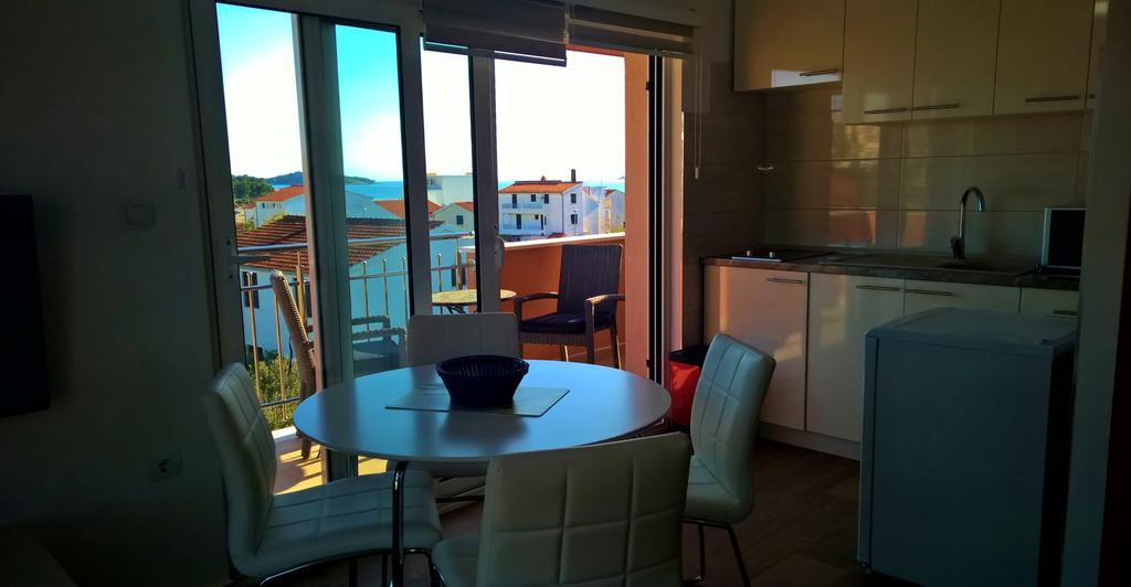Villa Palas Apartments 2 Рогозница Номер фото