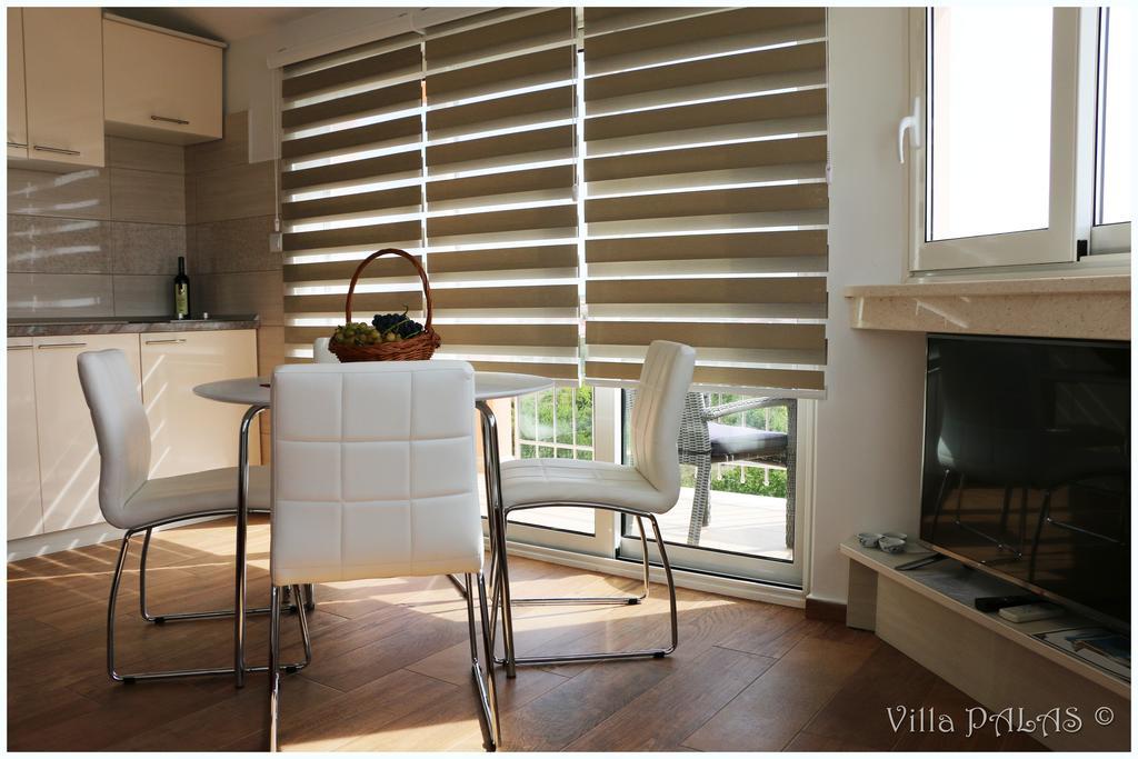 Villa Palas Apartments 2 Рогозница Экстерьер фото